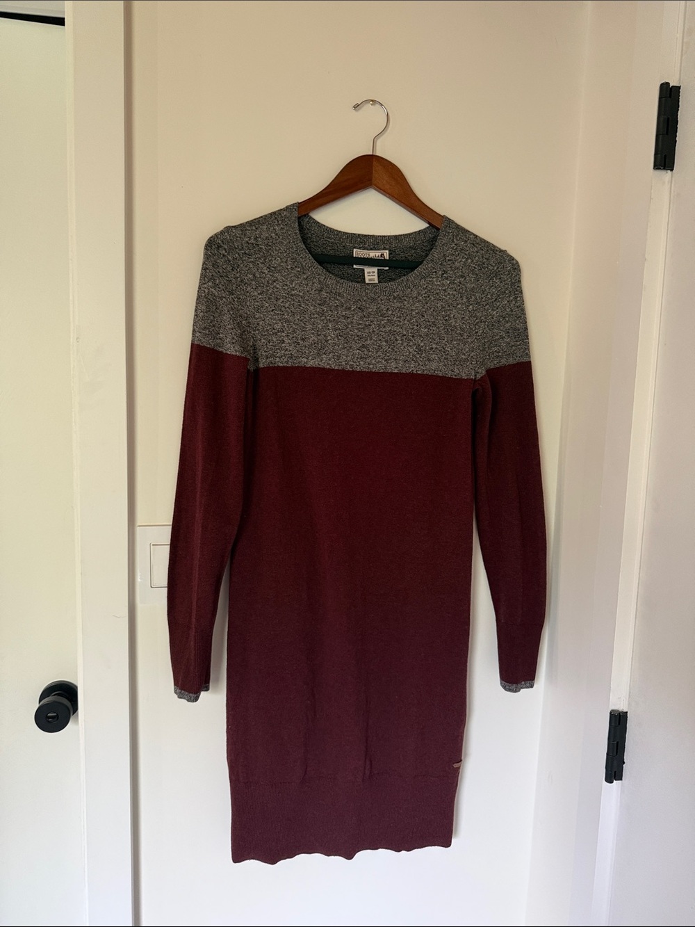 Roots Maroon and Gray Crewneck Sweater Dress